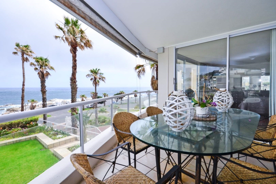 To Let 2 Bedroom Property for Rent in Bantry Bay Western Cape